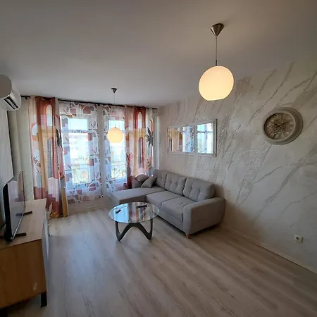 2 Bedroom In Διαμέρισμα Σόφια